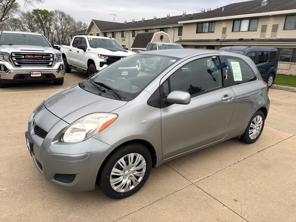 2010 Toyota Yaris 3dr LB Man (Natl)