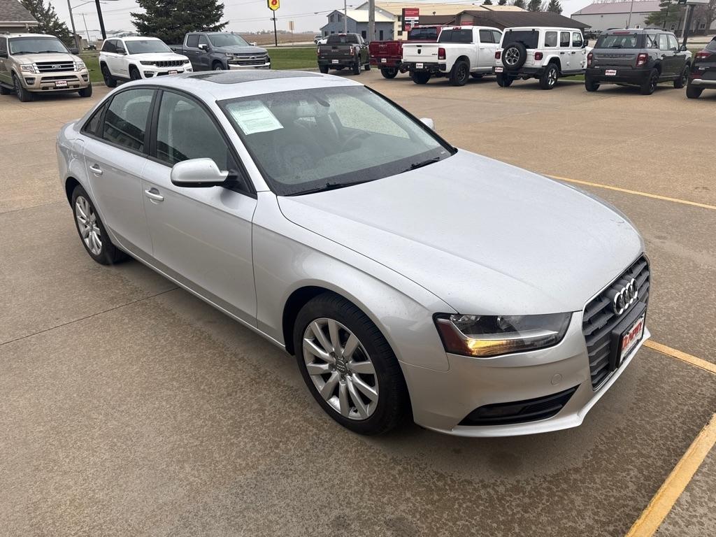 2013 Audi A4 4dr Sdn Auto quattro 2.0T Premium