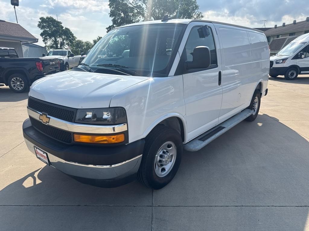 2025 Chevrolet Express Cargo Van RWD 2500 135"