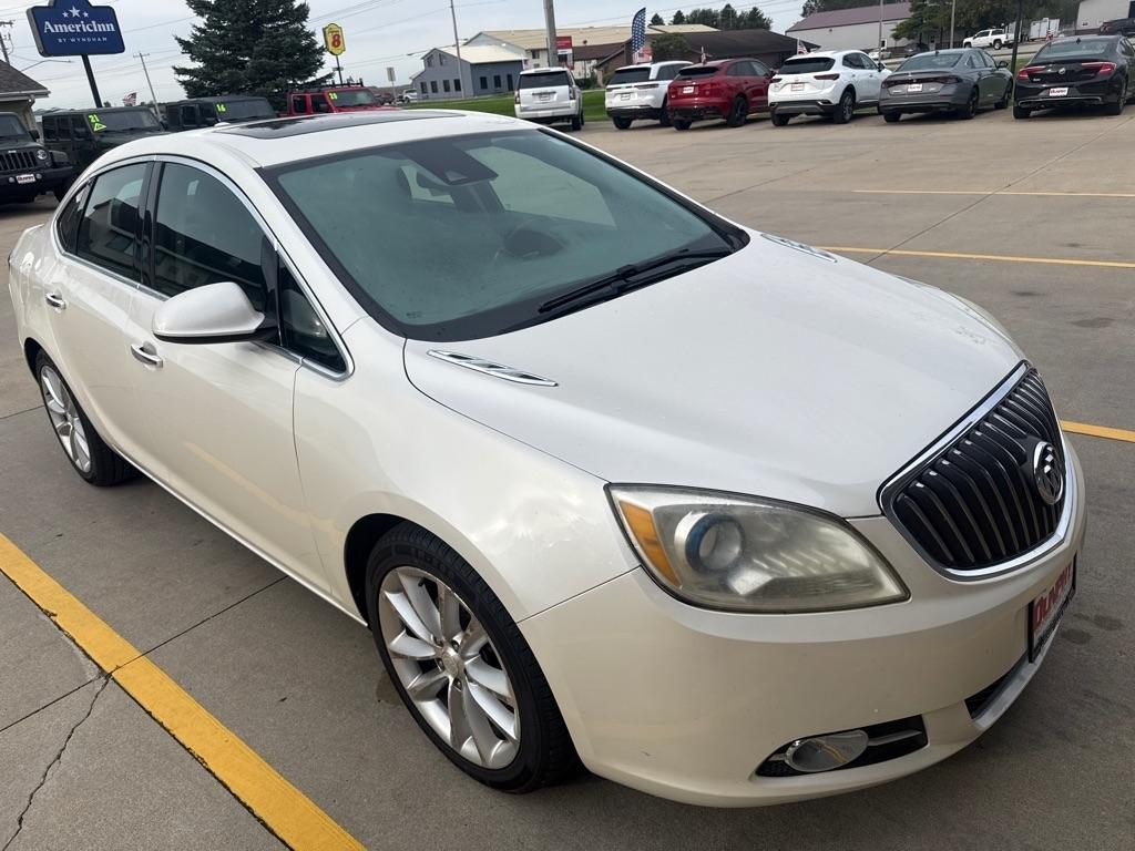 2015 Buick Verano 4dr Sdn Leather Group