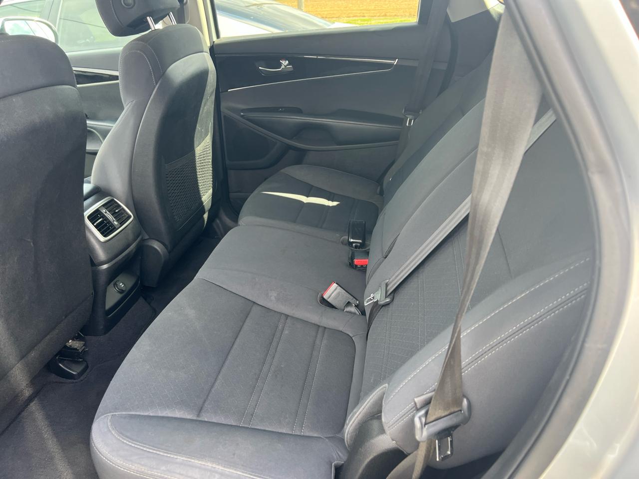 Kia Sorento L 2WD 2017