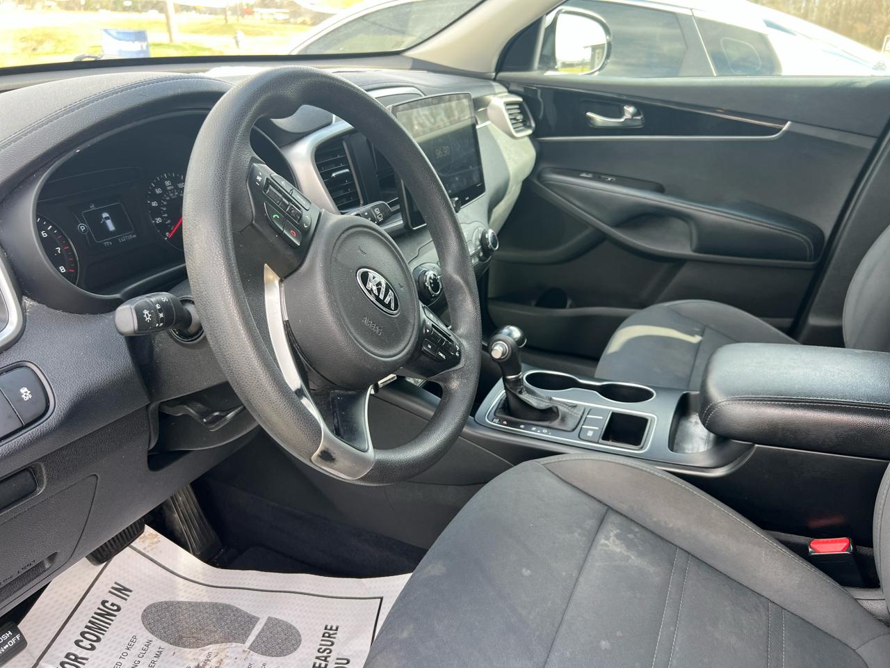 Kia Sorento L 2WD 2017