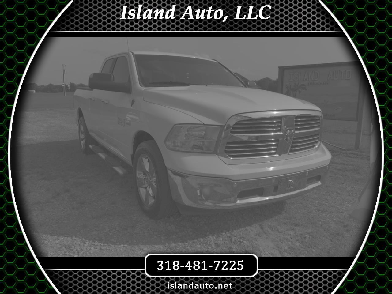RAM 1500 SLT Quad Cab 2WD 2016