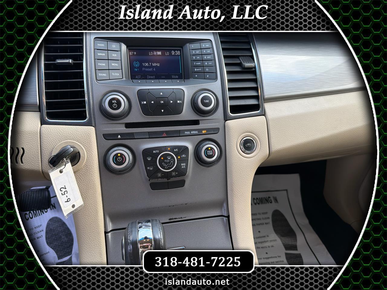 Ford Taurus SEL FWD 2015