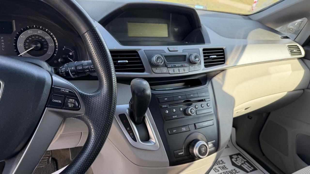 Honda Odyssey LX 2011