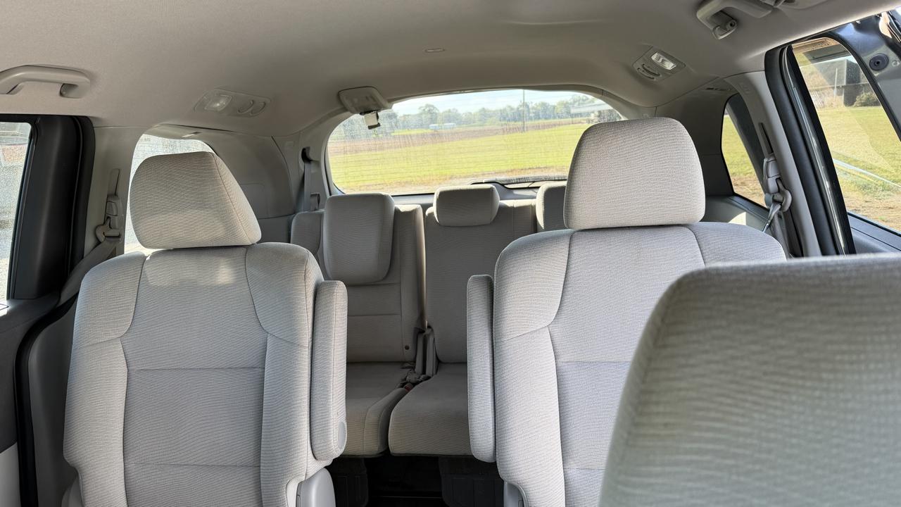 Honda Odyssey LX 2011