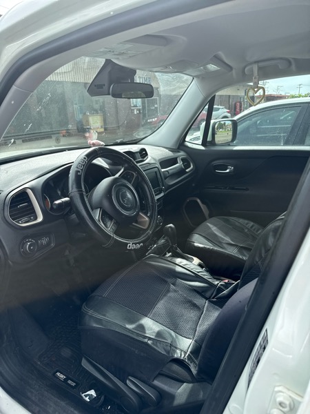 Jeep Renegade Latitude FWD 2016