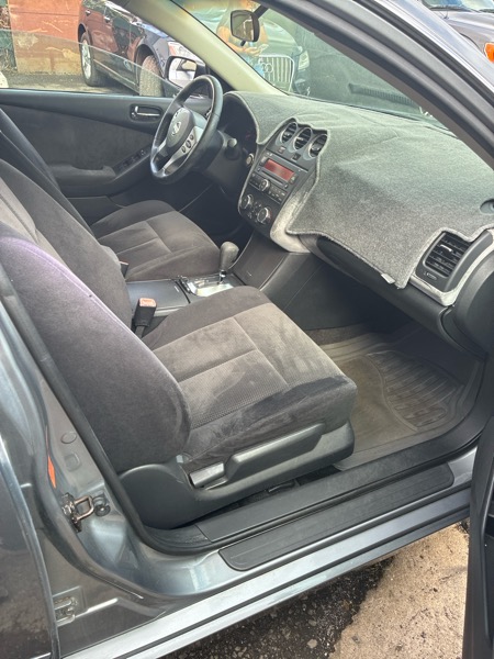 Nissan Altima 3.5 SE 2009