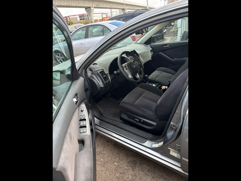 Nissan Altima 3.5 SE 2009