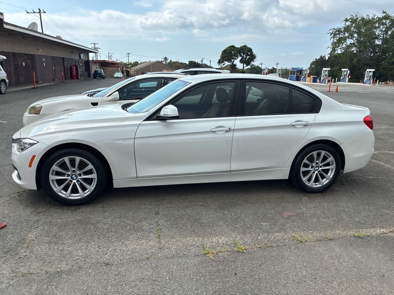 BMW 3-Series 320i Sedan 2018