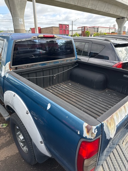 Nissan Frontier XE-V6 Crew Cab 2WD 2003