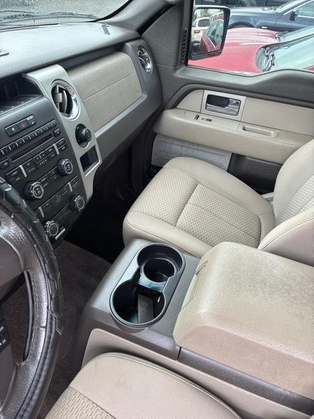 Ford F-150 XLT SuperCab 8-ft. Bed 2WD 2010