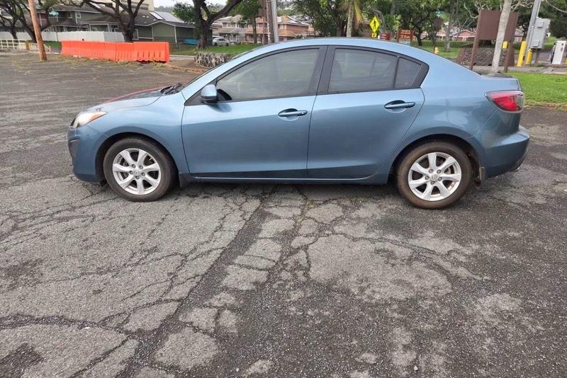 Mazda MAZDA3 i Touring 4-door 2010