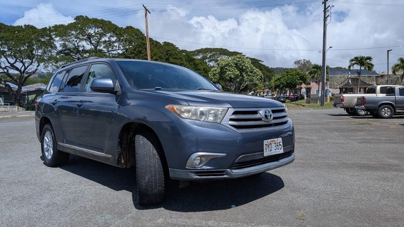 Toyota Highlander Base 4WD 2011