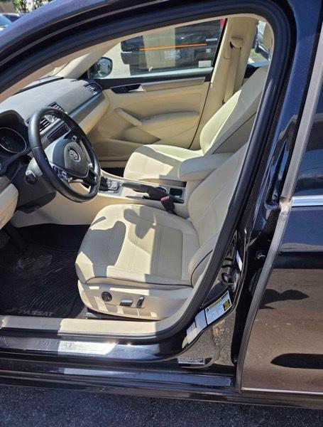 Volkswagen Passat SE w/Technology 2017