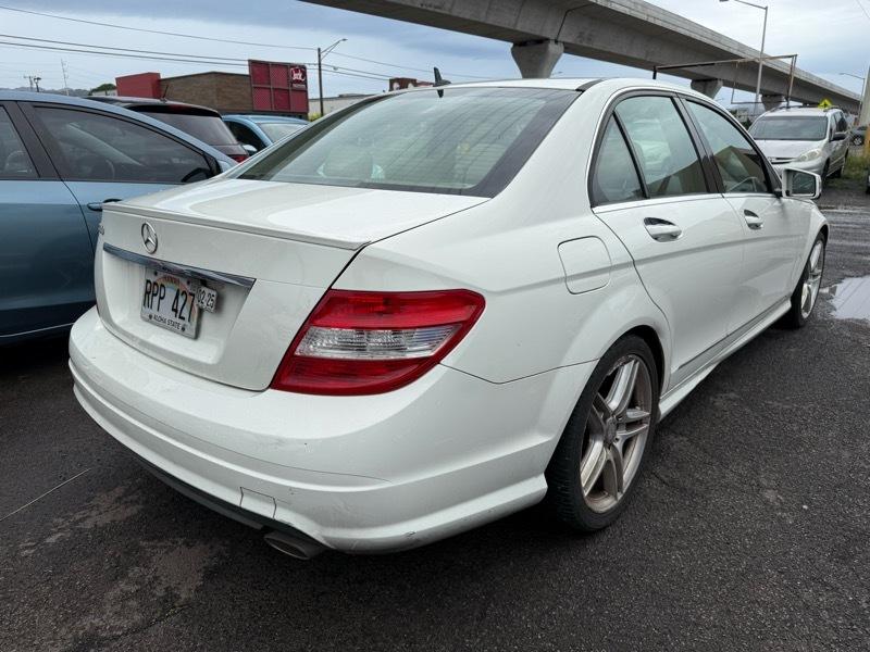 Mercedes-Benz C-Class C300 Luxury Sedan 2011