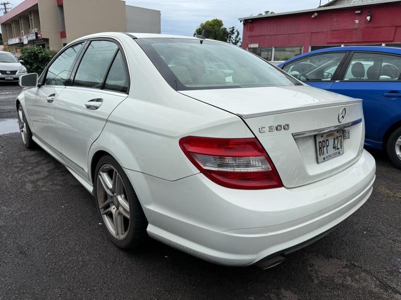 Mercedes-Benz C-Class C300 Luxury Sedan 2011
