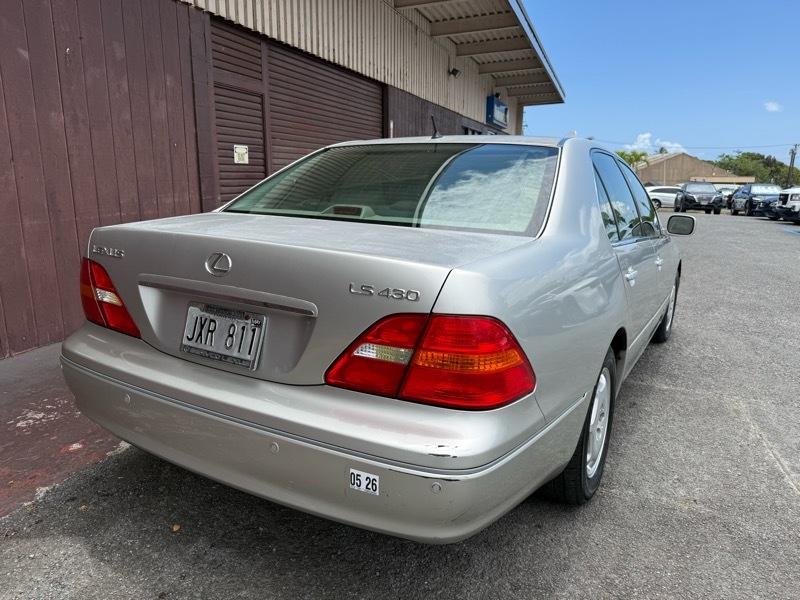 Lexus LS 430 Sedan 2002