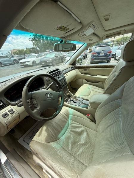 Lexus LS 430 Sedan 2002