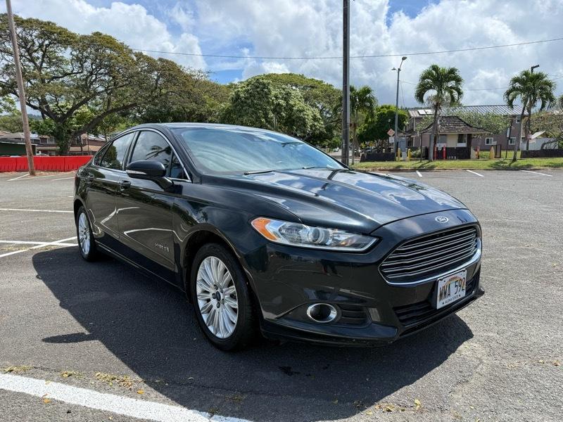 Ford Fusion Hybrid SE 2014