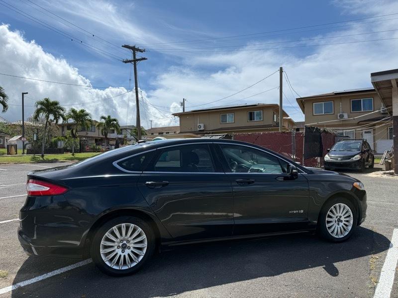 Ford Fusion Hybrid SE 2014