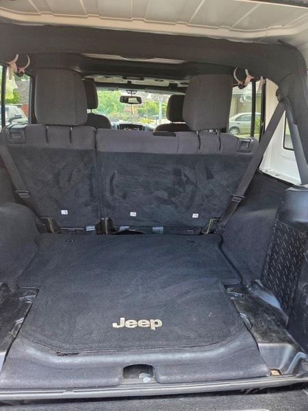 Jeep Wrangler Unlimited Sport 4WD 2013