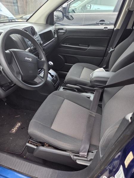 Jeep Compass Sport FWD 2010