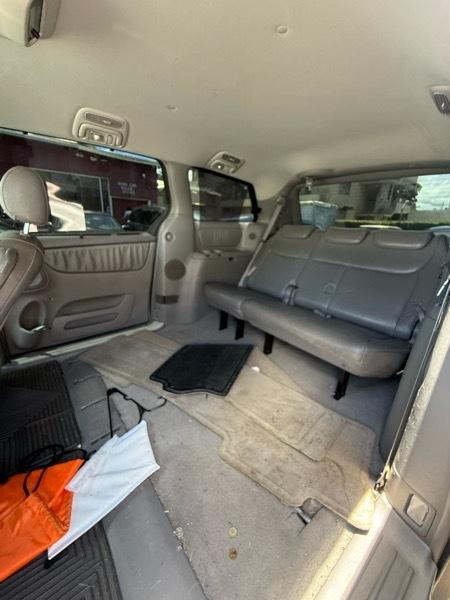 Toyota Sienna XLE 2004