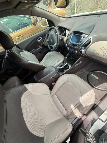 Hyundai Tucson Limited 2WD 2013