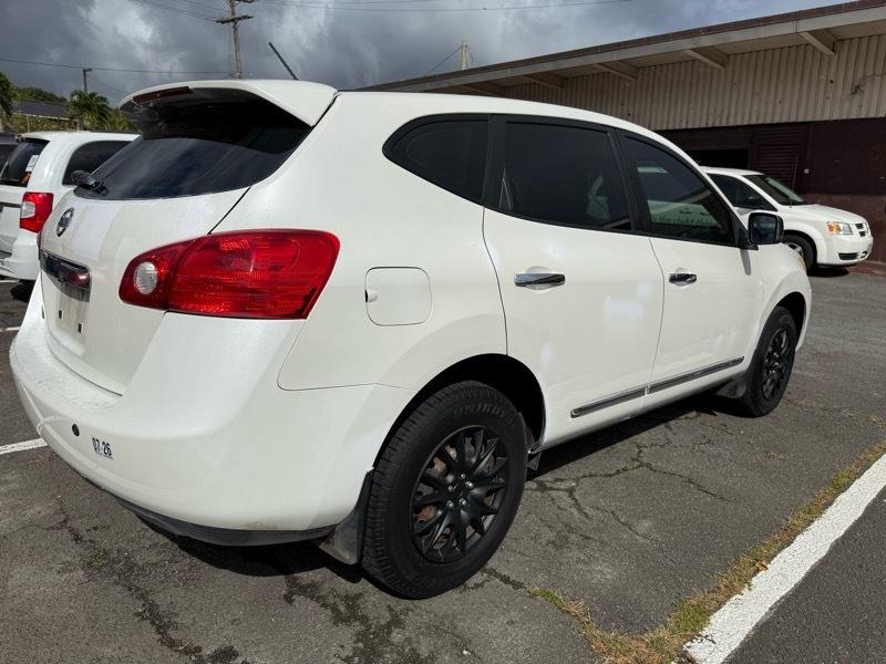 Nissan Rogue S FWD Krom Edition 2011