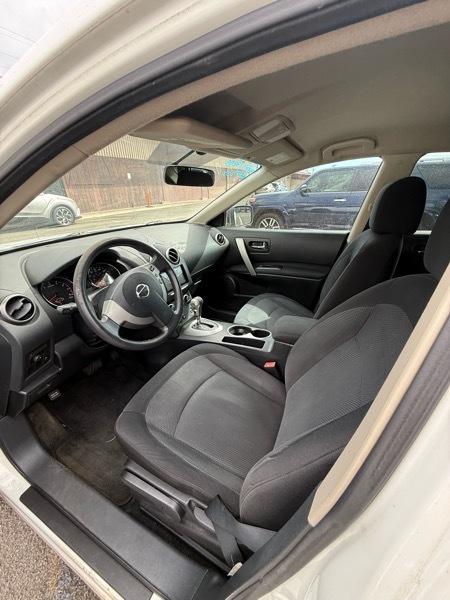 Nissan Rogue S FWD Krom Edition 2011