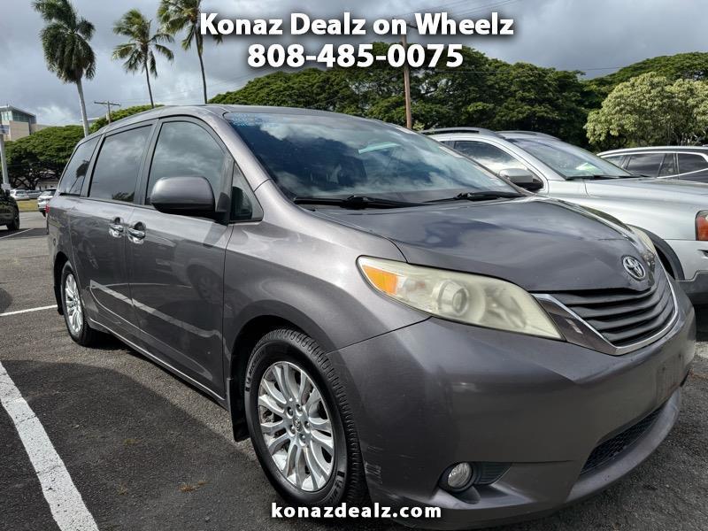 Toyota Sienna XLE FWD 8-Passenger V6 2012