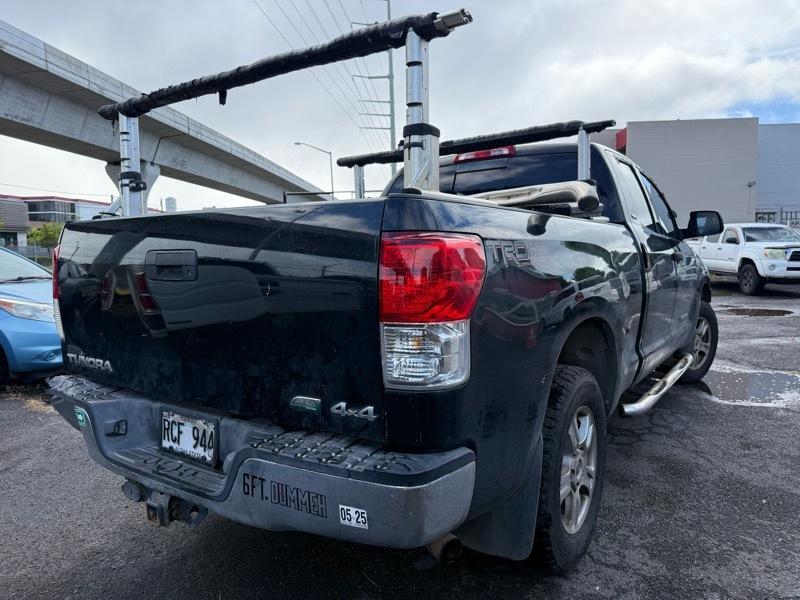Toyota Tundra Tundra-Grade 5.7L FFV Double Cab 4WD 2010