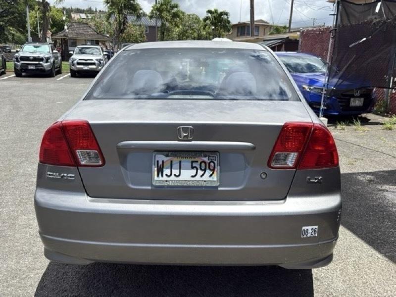 Honda Civic 1.5 4-Door Sedan 2005