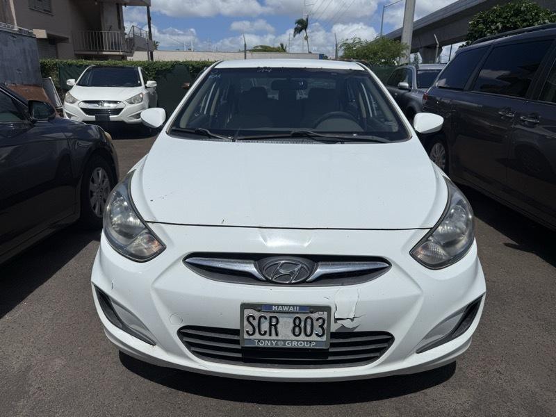 Hyundai Accent GLS 4-Door 2013