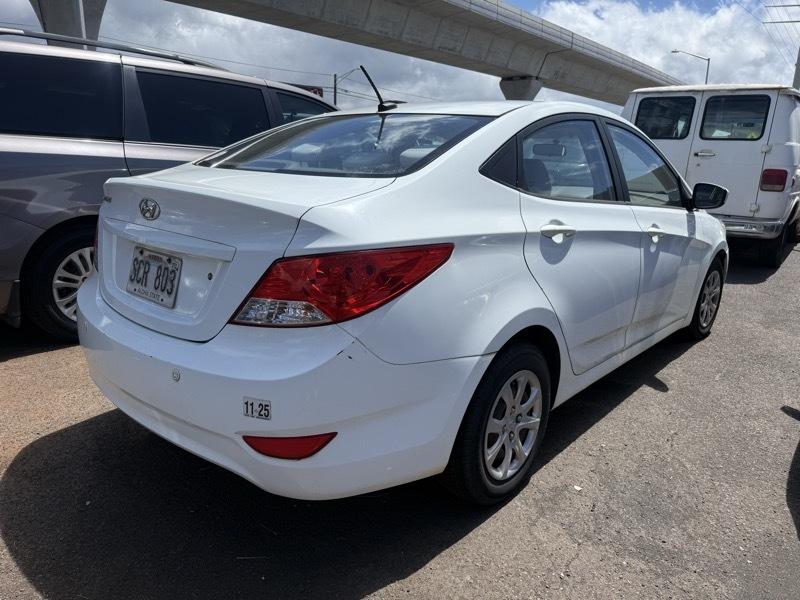 Hyundai Accent GLS 4-Door 2013