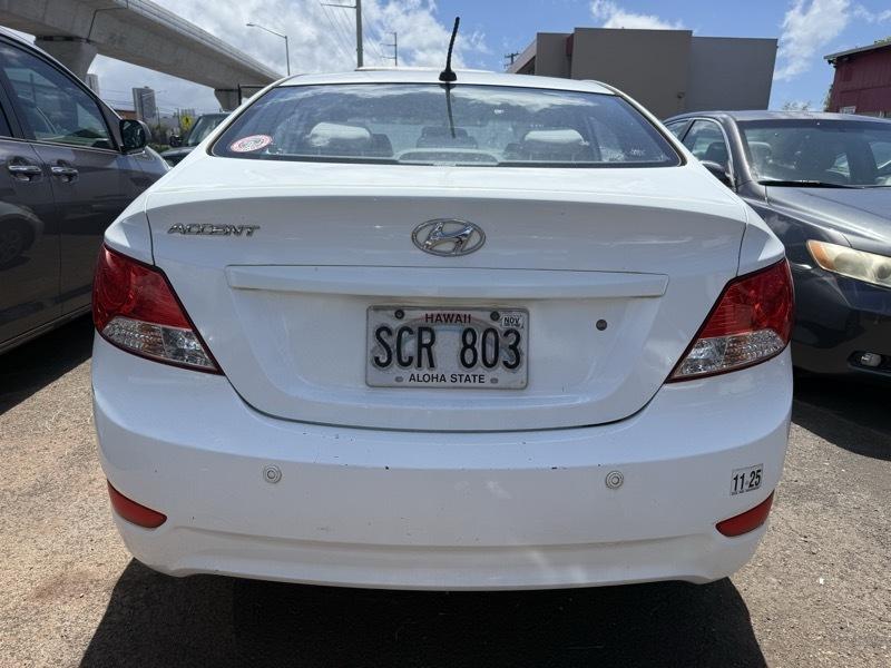 Hyundai Accent GLS 4-Door 2013