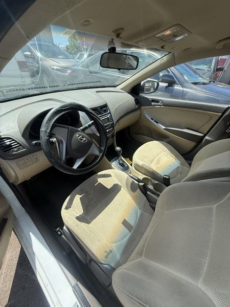 Hyundai Accent GLS 4-Door 2013