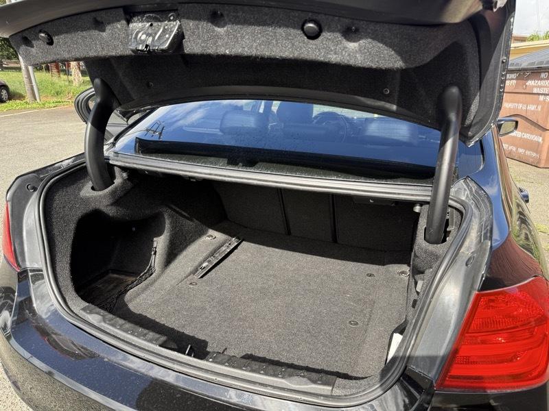 BMW 3-Series 328i xDrive Sedan 2013