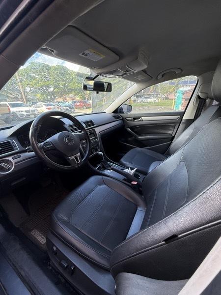 Volkswagen Passat 1.8T Wolfsburg AT 2014