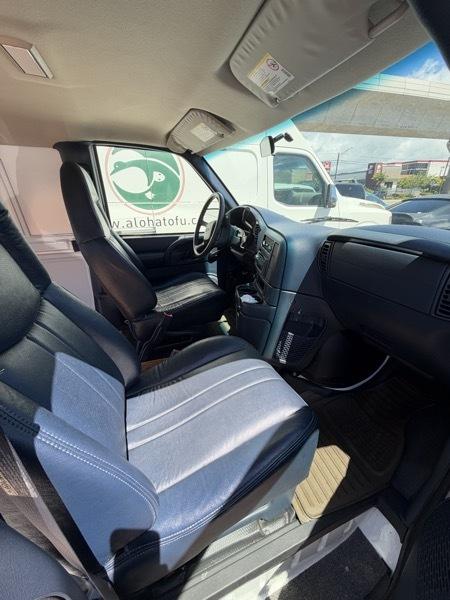 Chevrolet Astro Cargo Van 2WD 2003