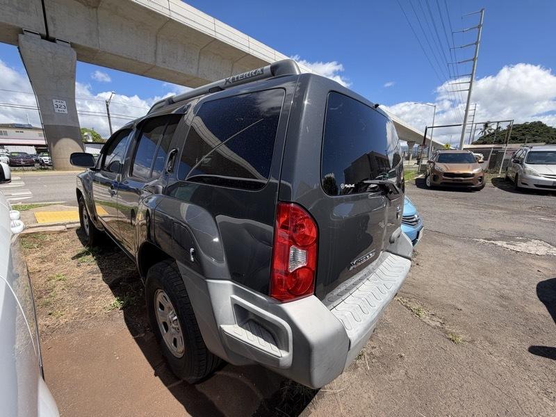 Nissan Xterra X 2WD 2010