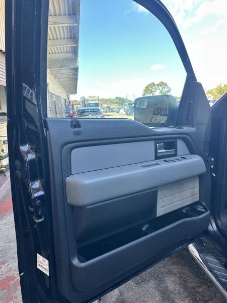 Ford F-150 XLT SuperCab 8-ft. Bed 4WD 2013