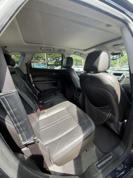Cadillac SRX Luxury 2012
