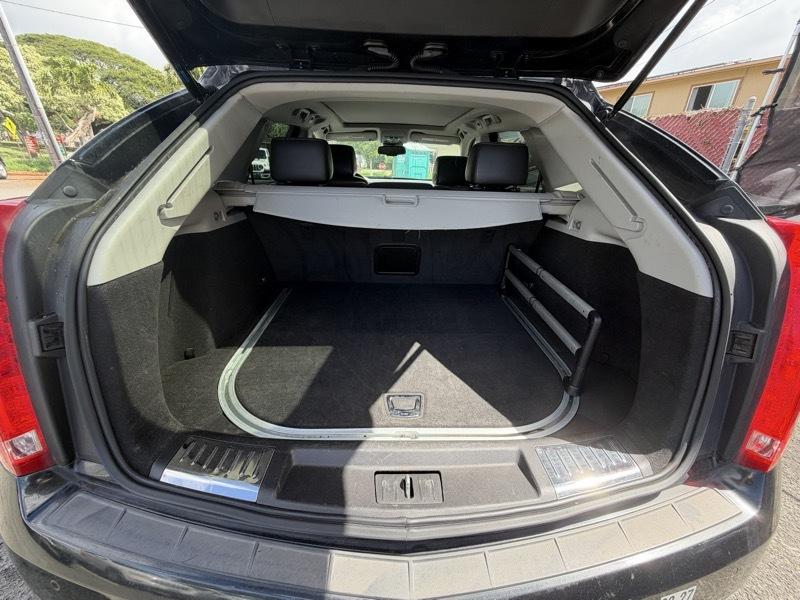 Cadillac SRX Luxury 2012