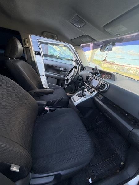 Scion xB Wagon 2009