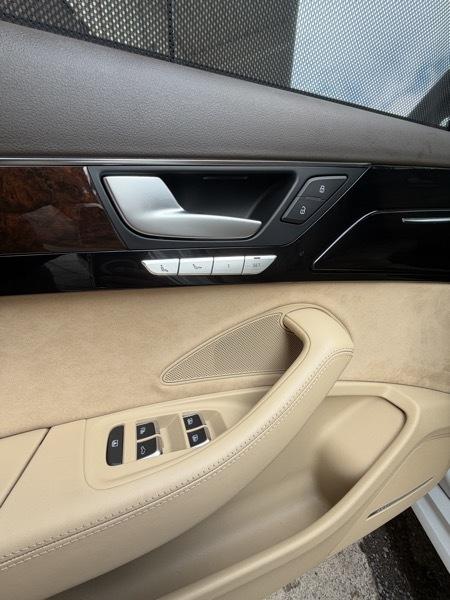 Audi A8 L 4.0T quattro 2017