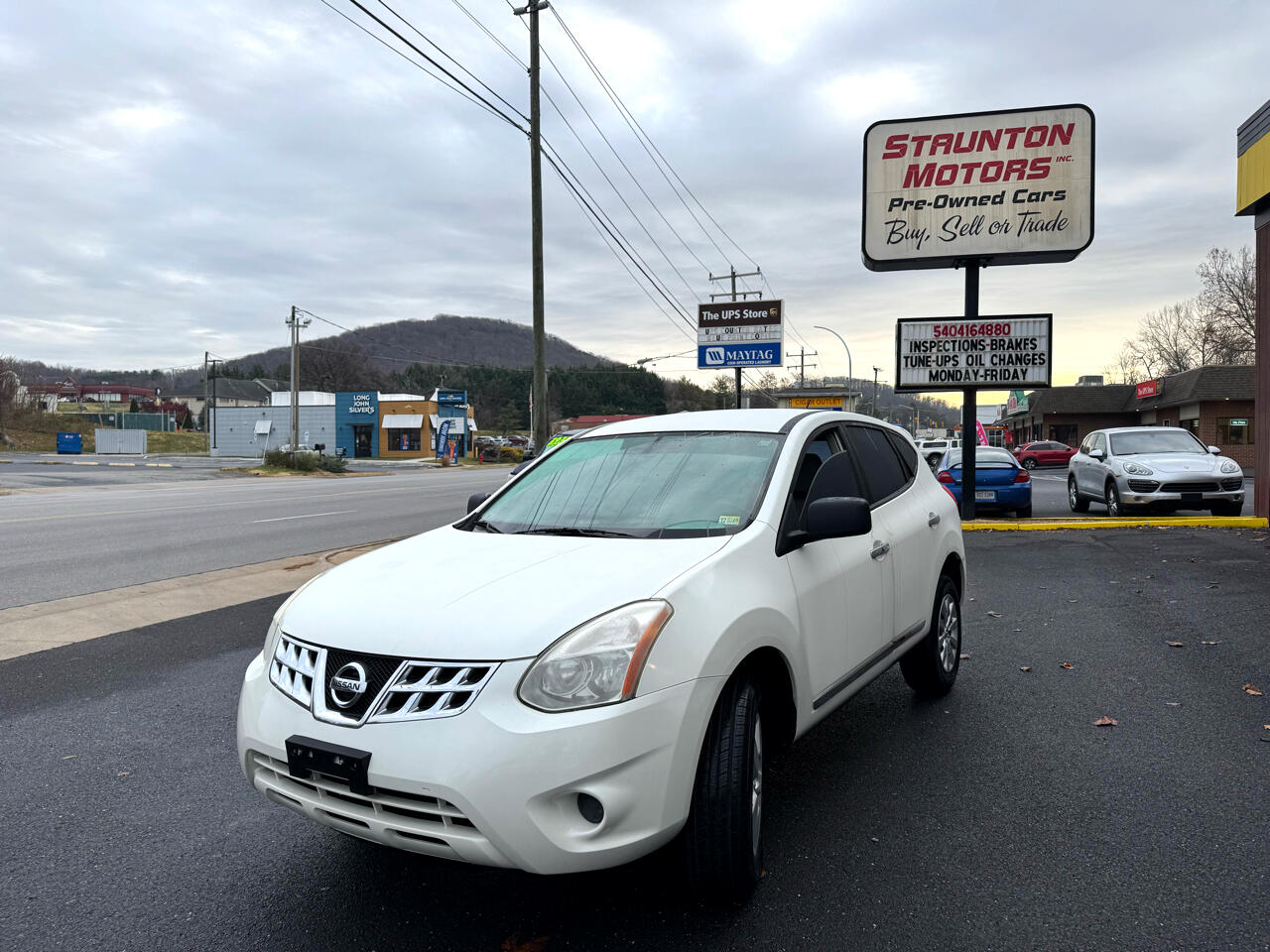 Nissan Rogue S 2WD 2013