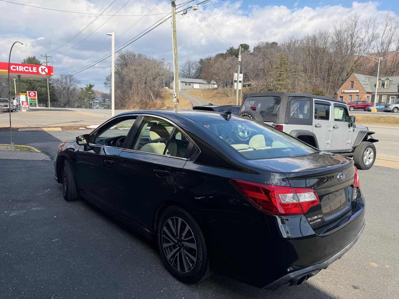 Subaru Legacy 2.5i Premium 2019