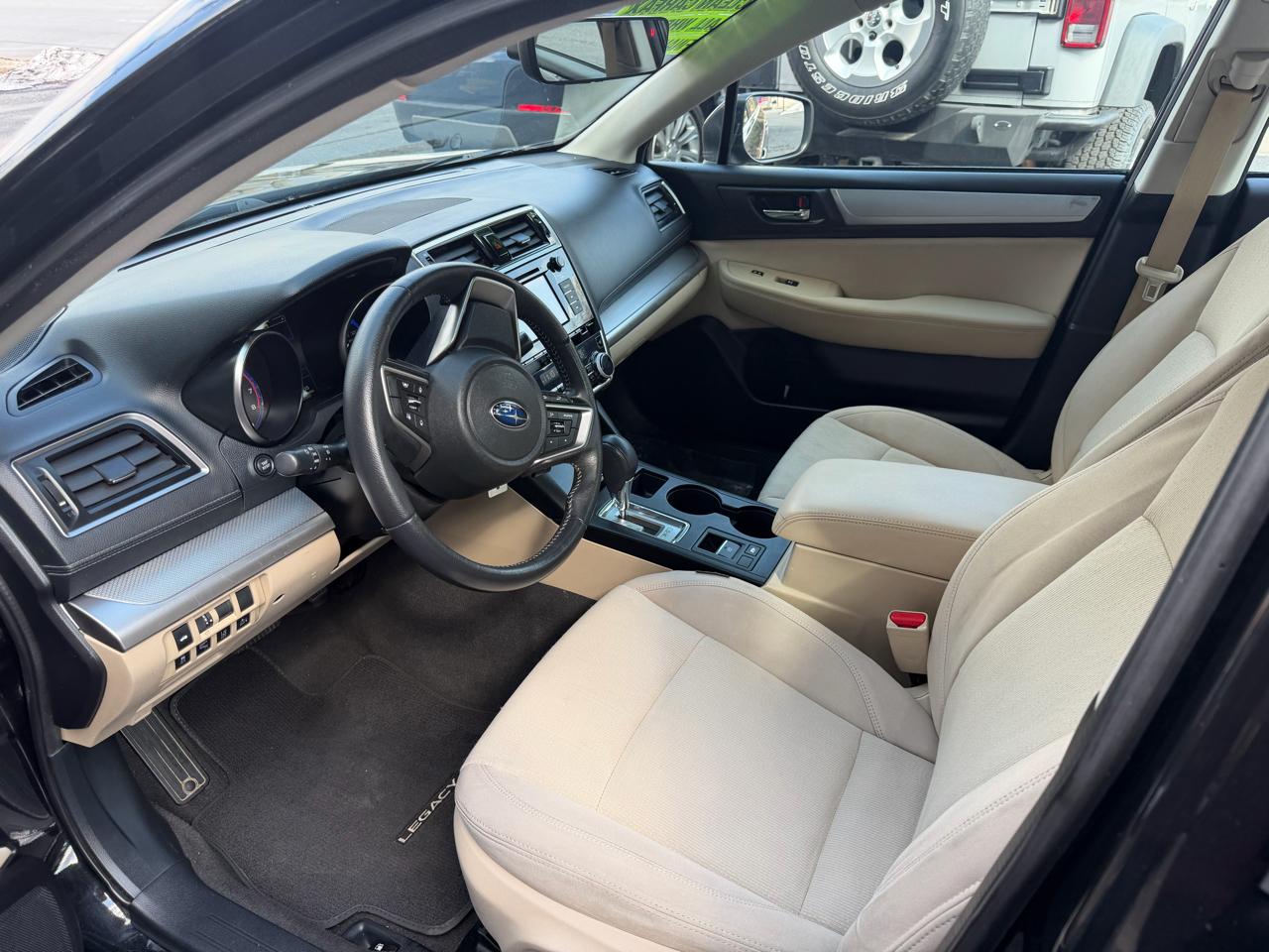 Subaru Legacy 2.5i Premium 2019